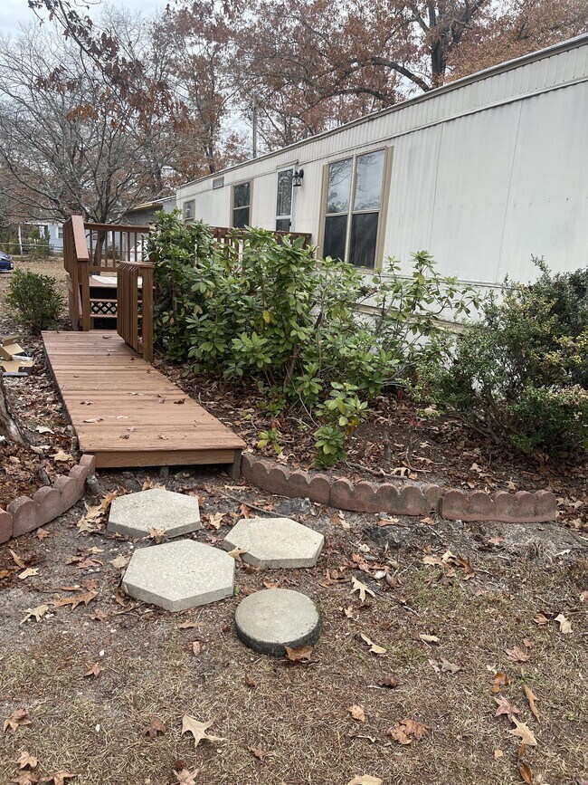 Photo - 2888 Lake Upchurch Dr