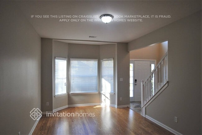Photo - 434 Farmwood Way