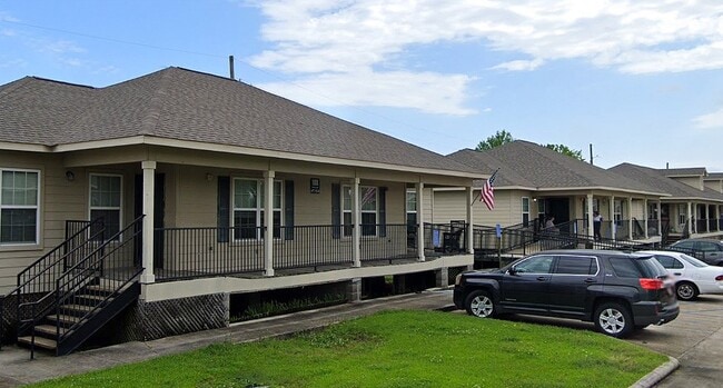 Photo - 100 Elsie Ct