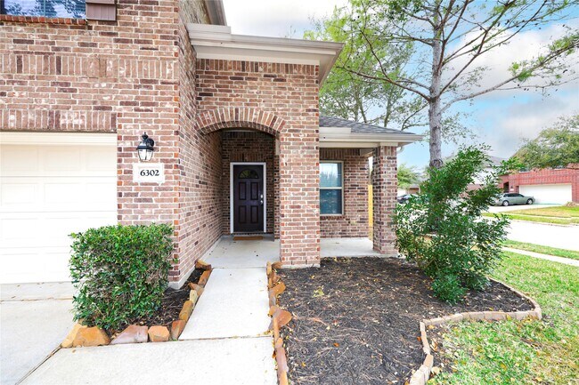 Photo - 6302 Denison Oaks Dr