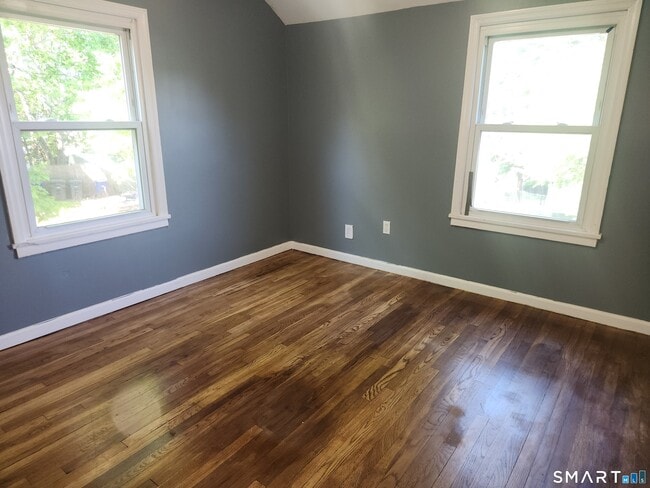 Photo - 191 Dupont Pl