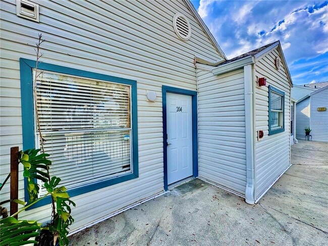 Photo - 2532 Woodgate Blvd Unit 204