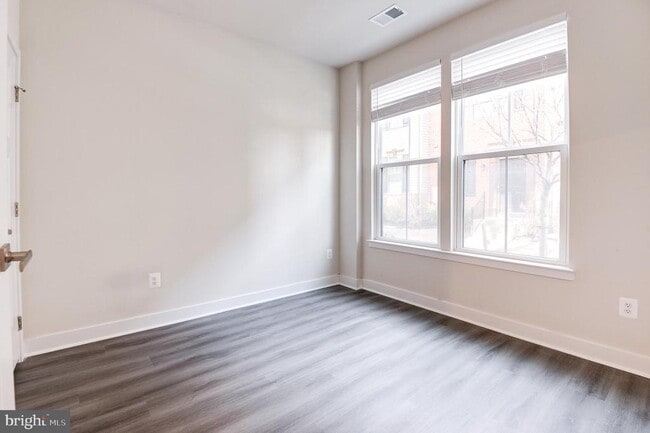 Photo - 13927 Airfoil Rd