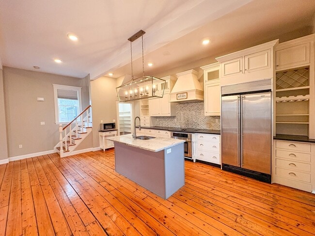 Photo - 205-209 Sohier St Unit A