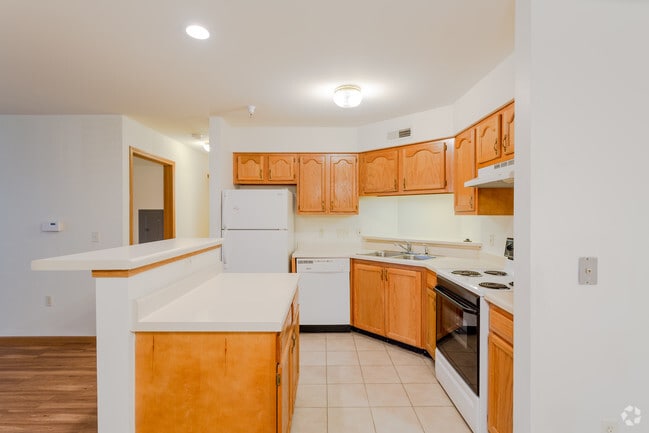 Kitchen - Buckhorn Station Apartment Homes