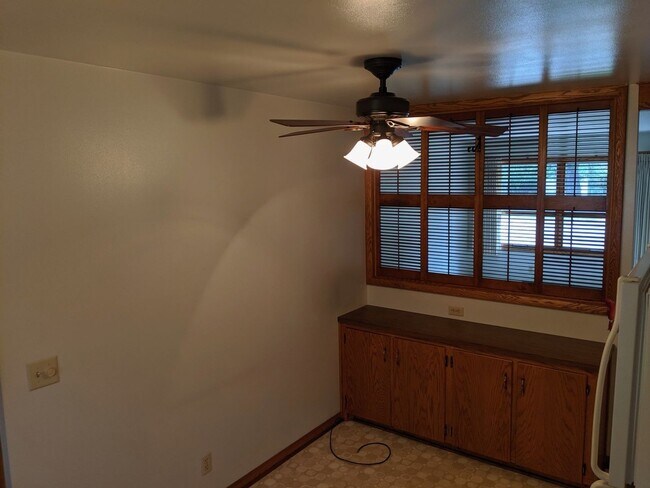 Photo - 850/852 Truax Boulevard Unit 850 Truax Boulevard