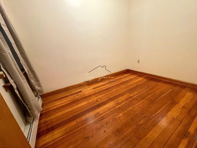 Photo - 369 Centre St Unit 2