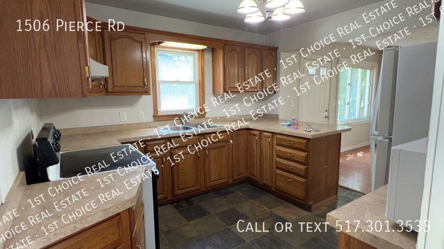 Photo - 1506 Pierce Rd