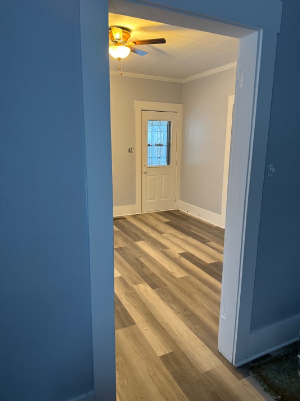 Photo - 121 N Jefferson St