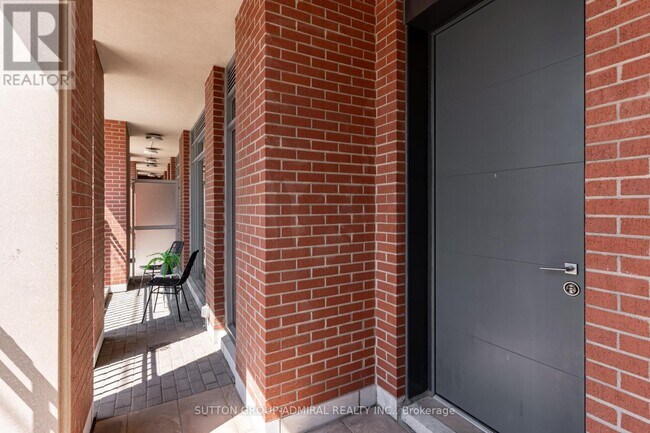 Photo - 220 George St
