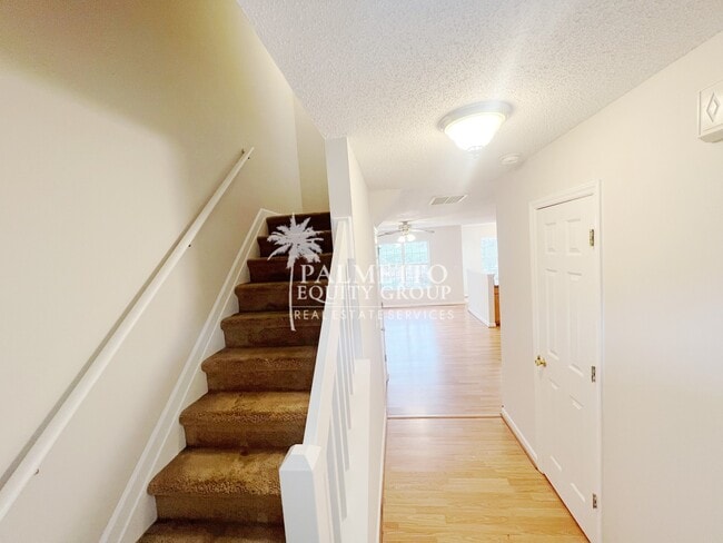 Photo - 5138 Bartholomew's Ln