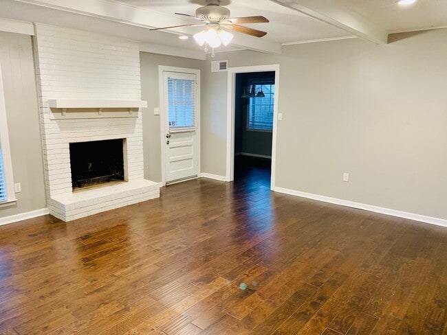 Photo - 1624 W Churchill Downs