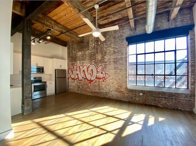 Photo - Lofts At Abrams Fixtures