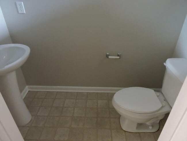 Photo - 132 Swaying Pine Ct