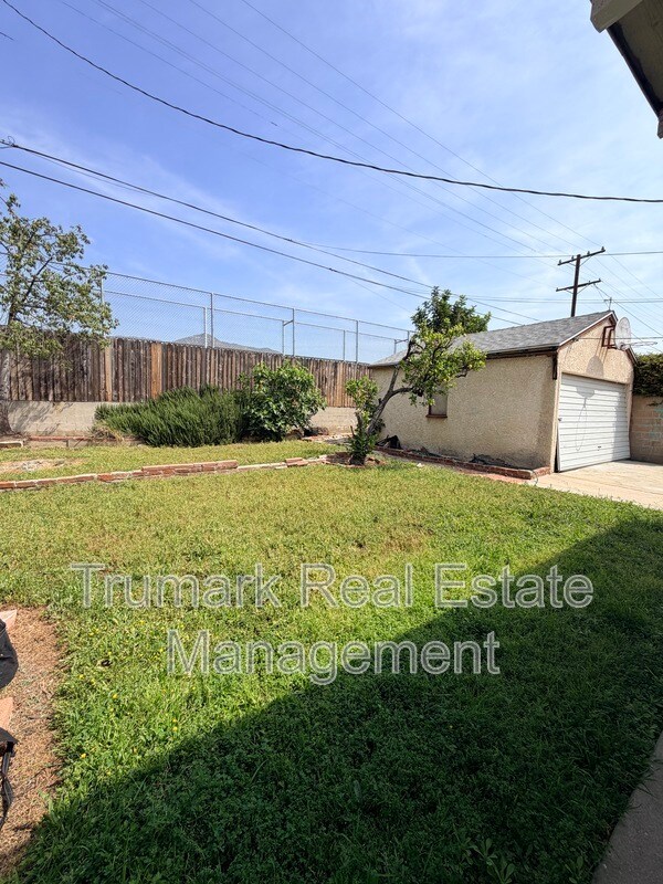 Photo - 729 South St