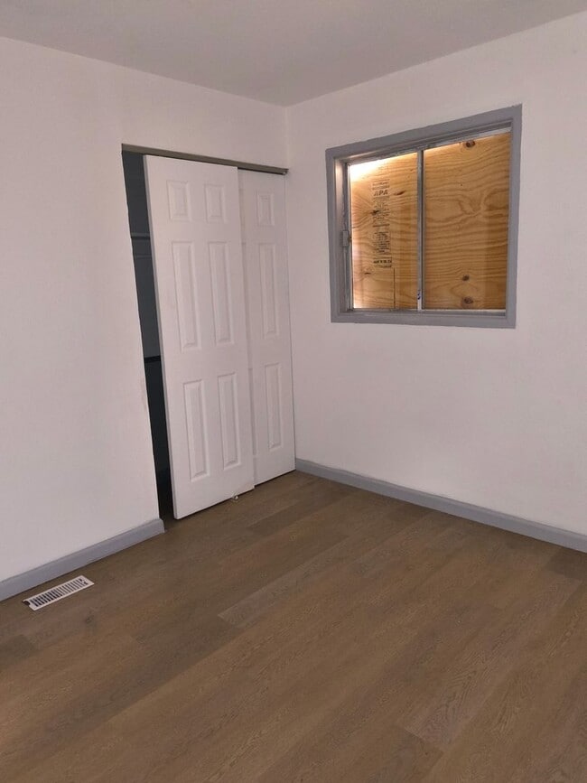 Photo - LIMITED TIME**NO APPLICATION FEE**1/2 OFF ...