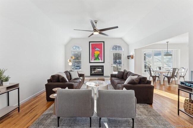 Photo - 14 Hildreth Rd