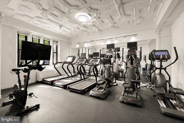 Photo - 1701 16th St NW