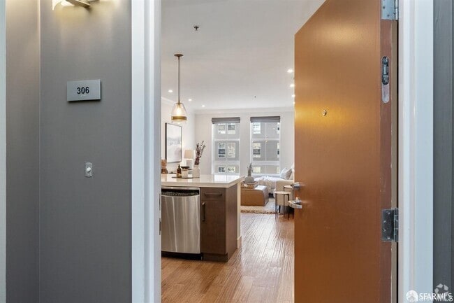 Building Photo - 821 Folsom St Rental