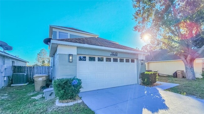 Photo - 1020 Woodsong Way