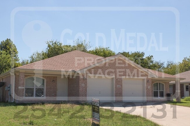 Building Photo - 208 Dale Earnhardt Dr Unit B