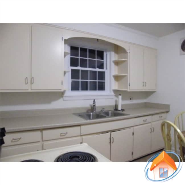 Photo - 247 Haines St