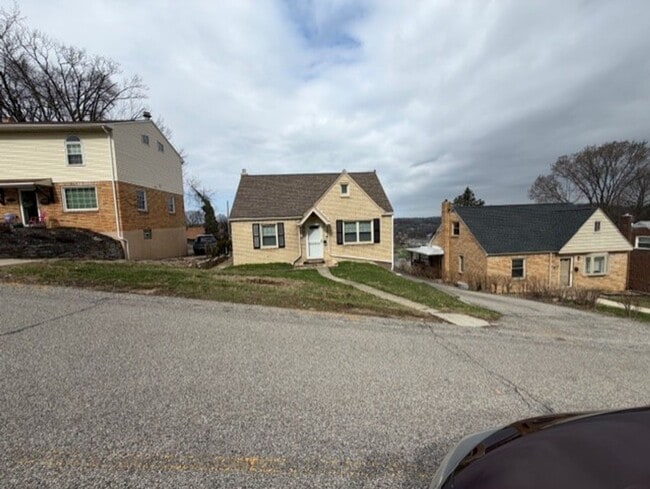 Photo - Beautiful Home for Rent