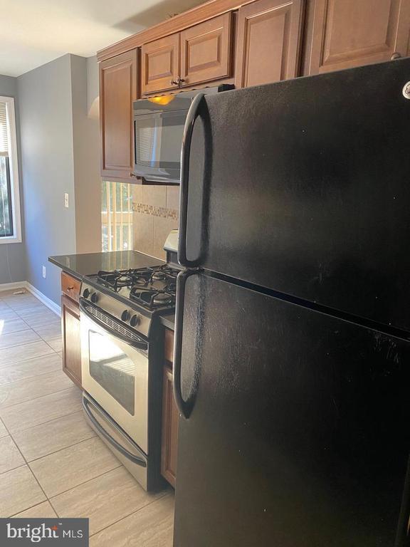 8727 Hayshed Ln Unit 32