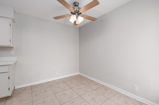 Photo - Recently renovated 3 br unit on 2nd floor of gated Desert Shores community