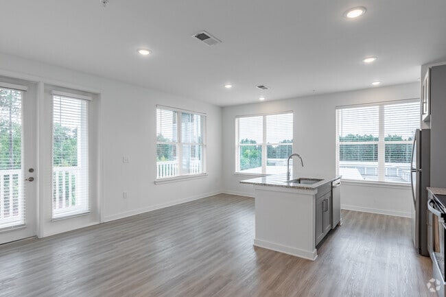 2BR, 2BA - 1068SF (B3)