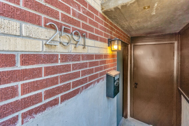Photo - 2591 Pierce St Unit 2591 Pierce St