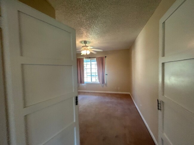 Photo - 670 Northwood Dr