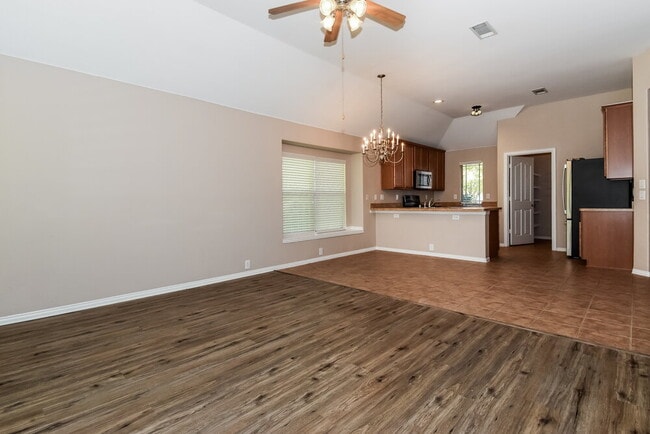 Photo - 2224 Kingsdale Ct