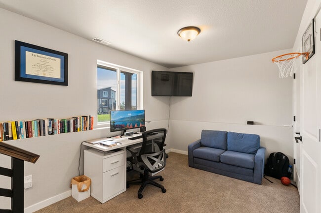 Flex Room - 2461 Horsemanship Ct