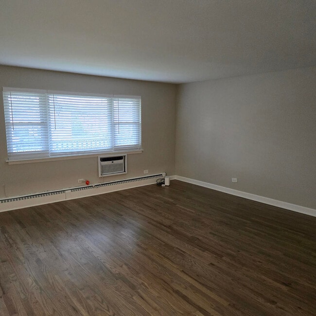 Photo - 1817 W Touhy Ave Unit 2D