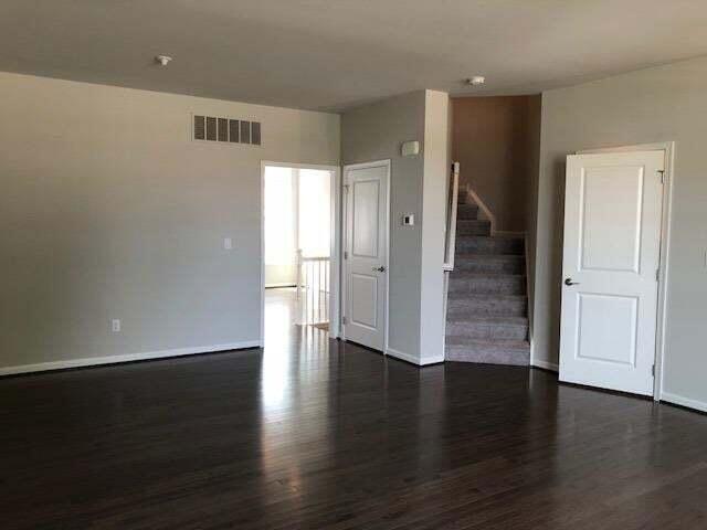Photo - 2780 Ashcombe Dr.
