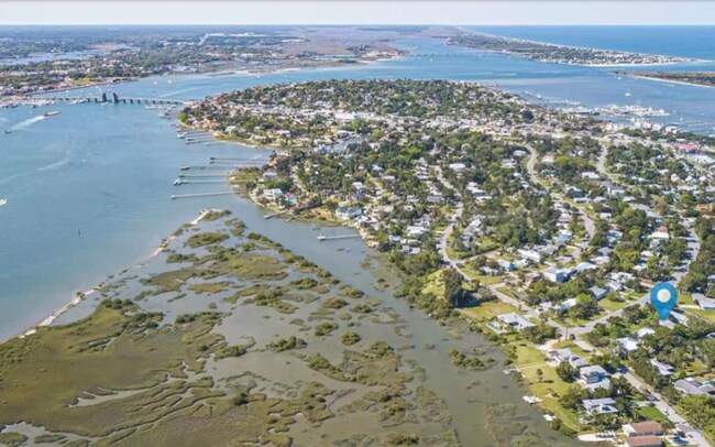 Building Photo - DAVID SHORES RENTAL AVAILABLE!
