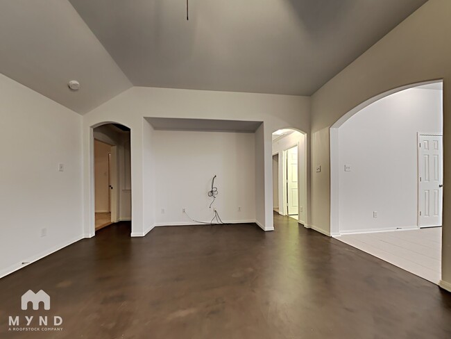 Photo - 14 E Sage Creek Pl