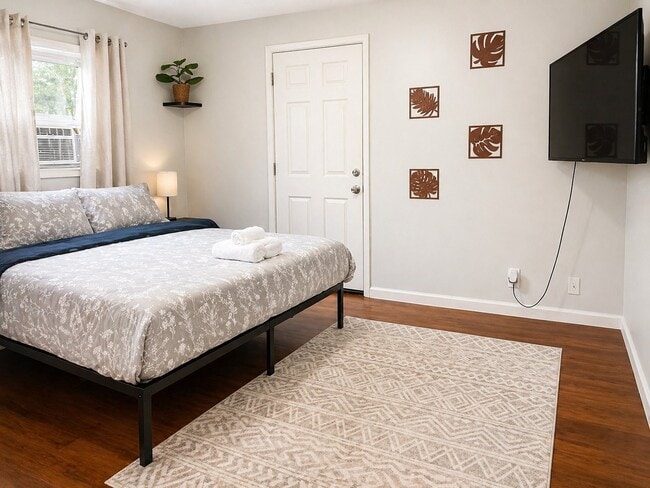 15-2811-2811 Kaku St