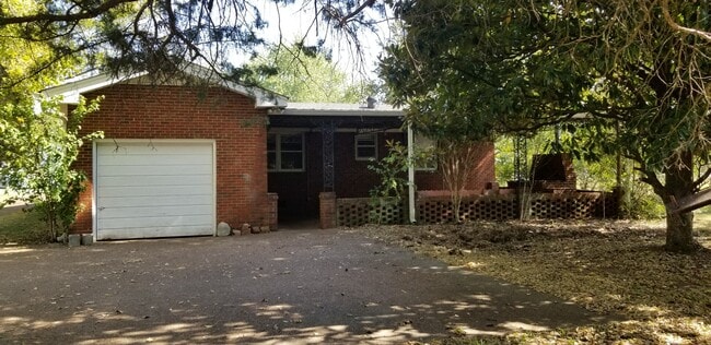 Photo - 1106 Bel Air Dr