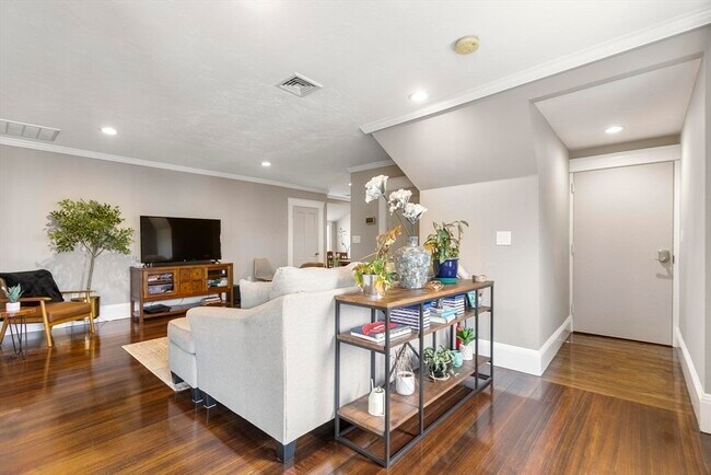 Photo - 10 Upland Ave Unidad 3