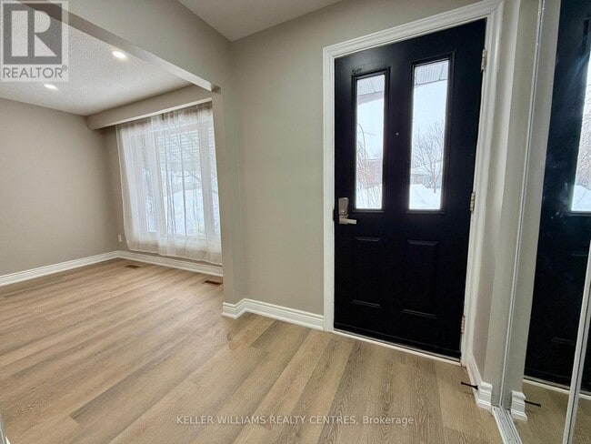 Photo - 27 Sylvia St