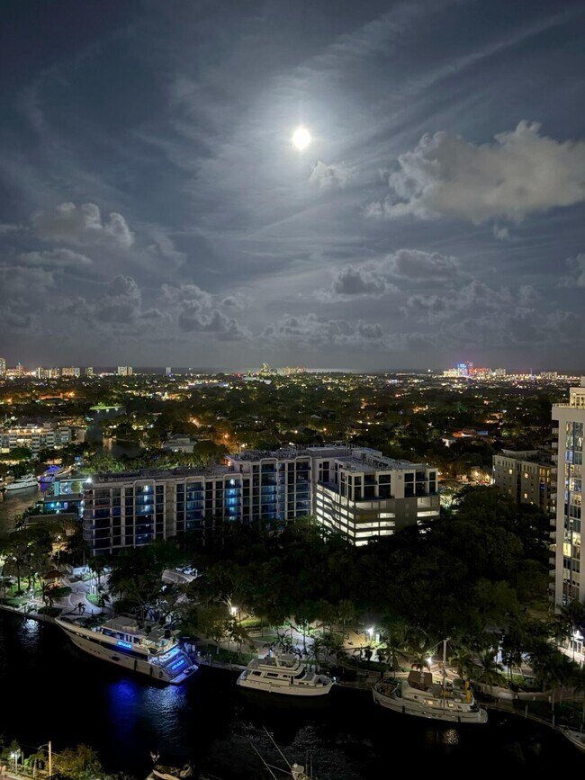 Photo - 347 N New River Dr E Unit 2302