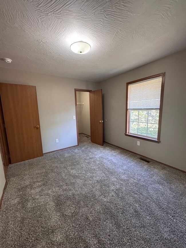 Photo - 508 N Douglas Dr