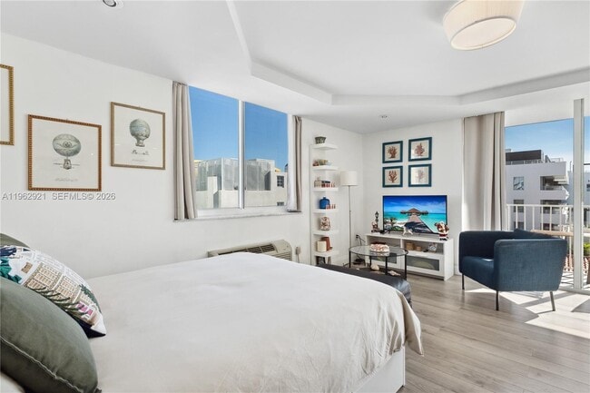 Photo - 1255 Collins Ave Unit 508