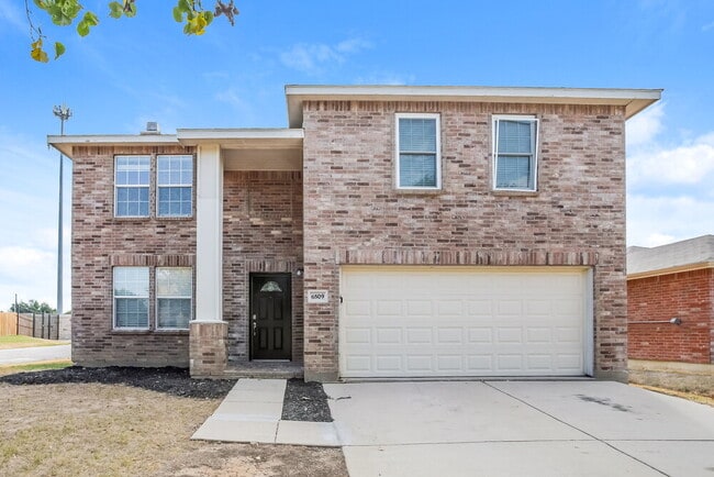 Building Photo - 6509 Longleaf Ln Rental