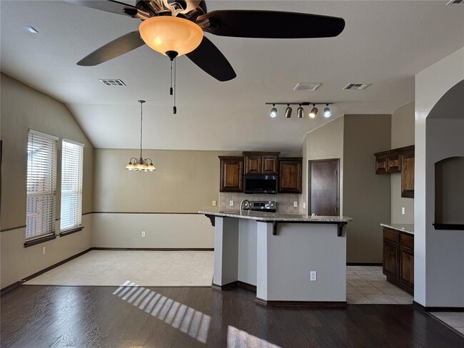 Photo - 2344 SW 138th St