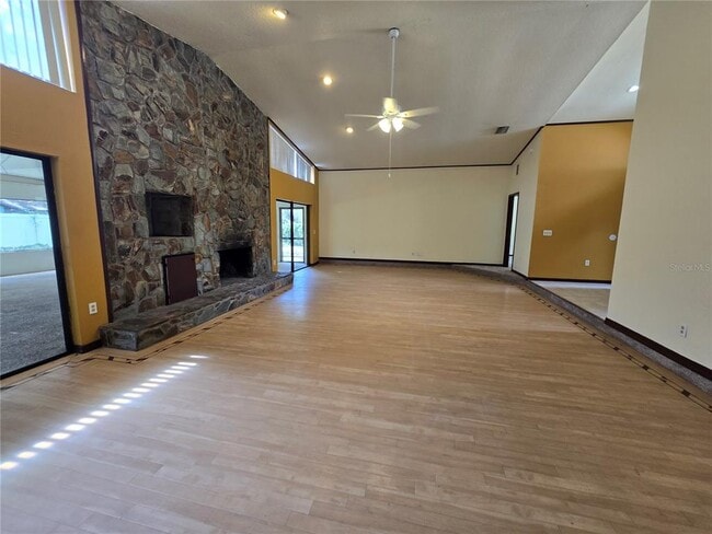 1115 Old Polk City Rd