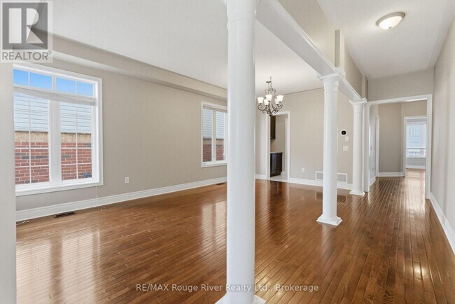 Photo - 138 Kersey Crescent