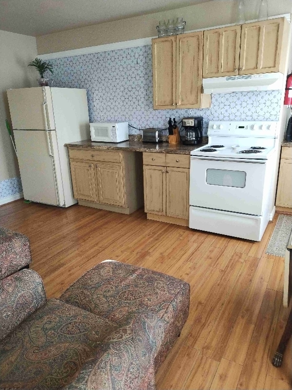 Photo - 637 E Willamette Ave Unit 3